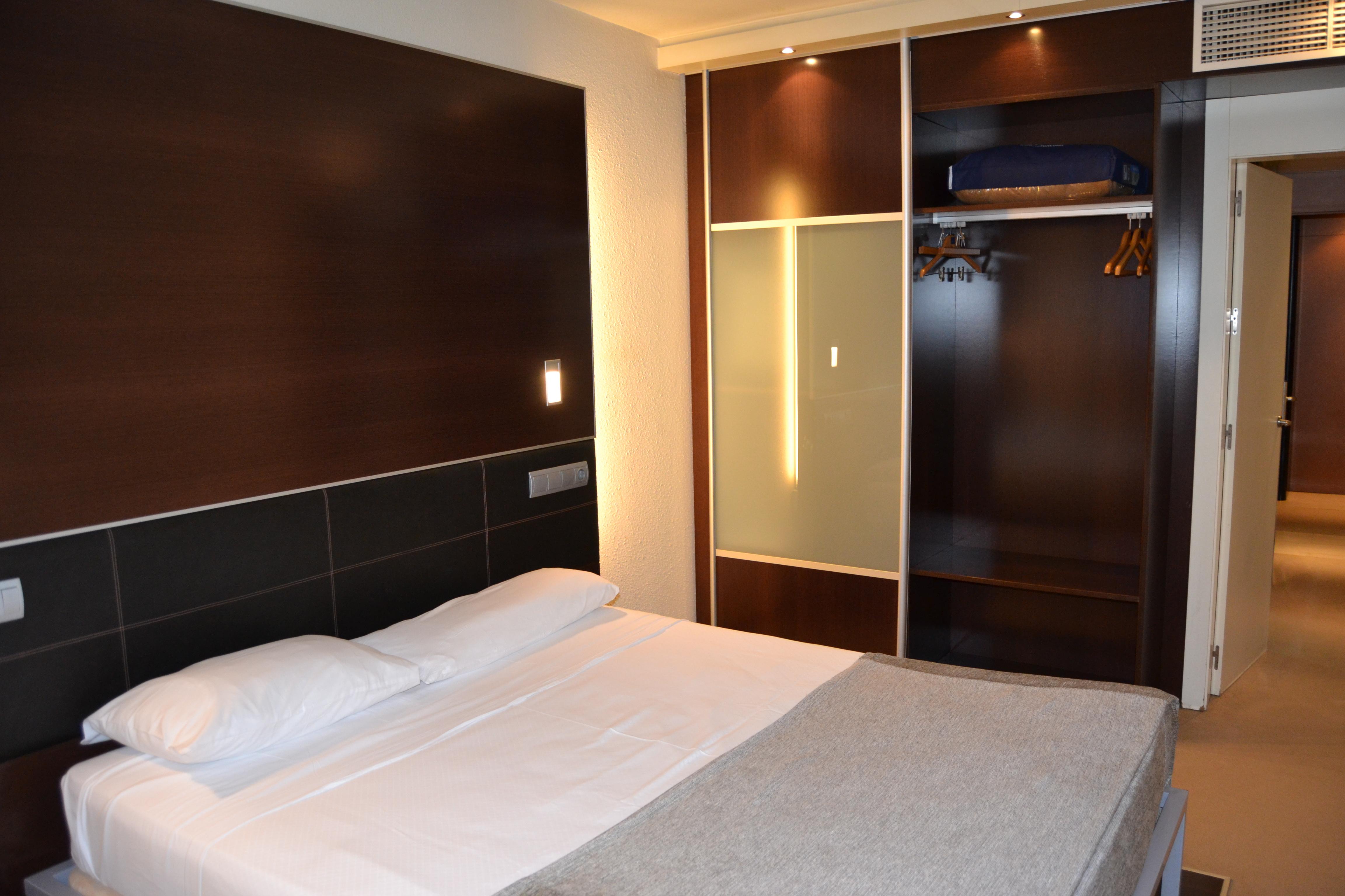 Hotel Ceuta Puerta De Africa מראה חיצוני תמונה