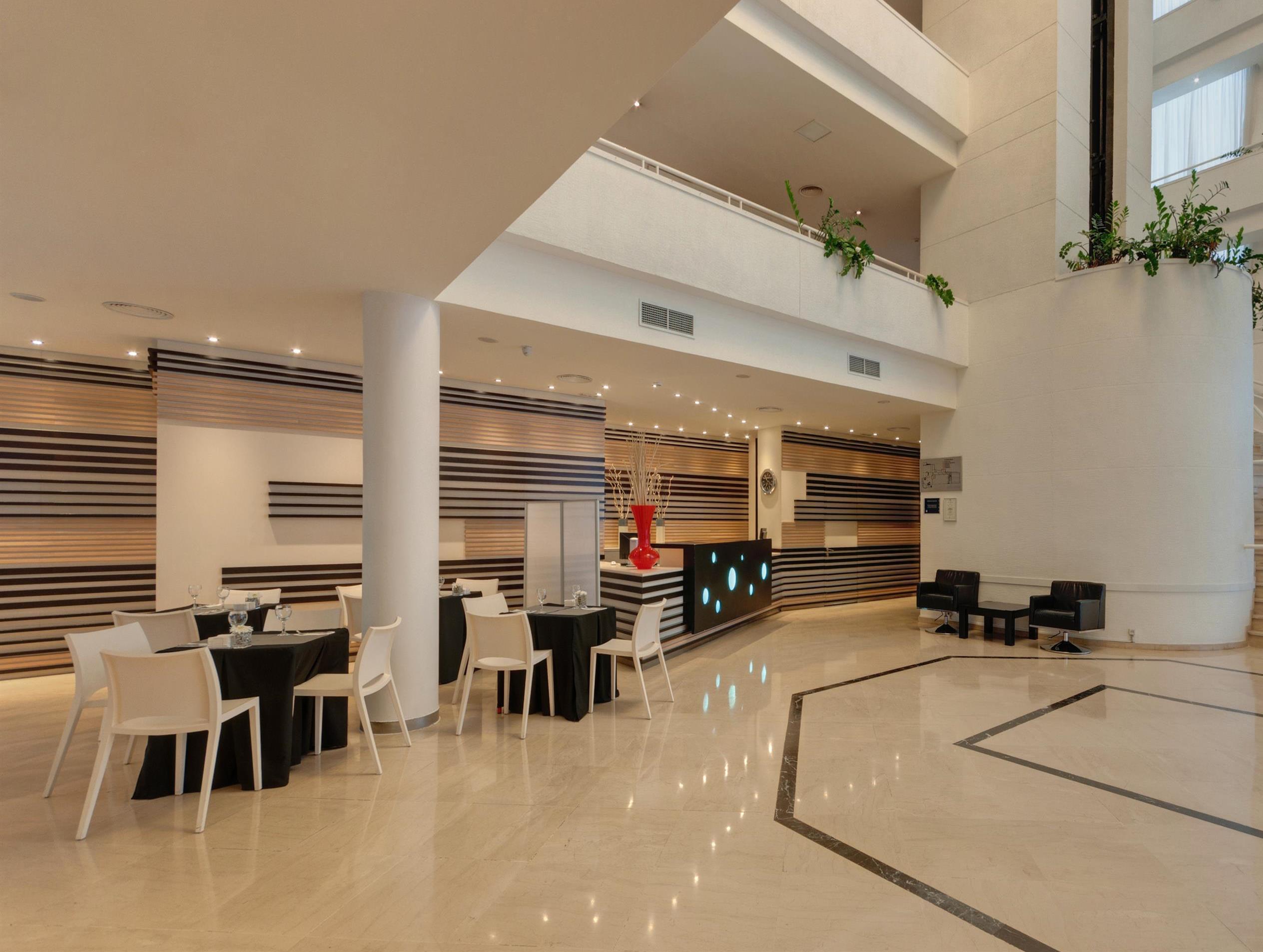 Hotel Ceuta Puerta De Africa מראה חיצוני תמונה