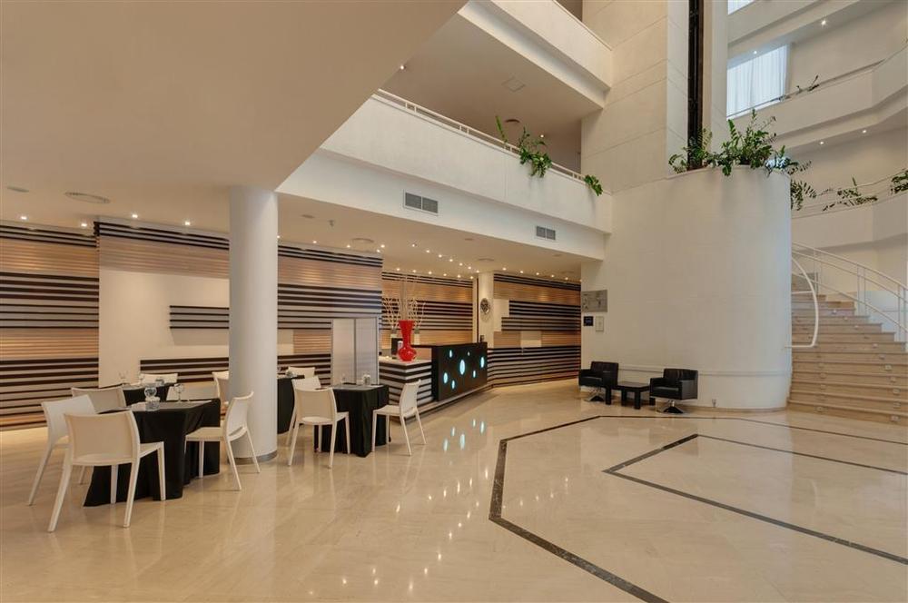 Hotel Ceuta Puerta De Africa מראה פנימי תמונה